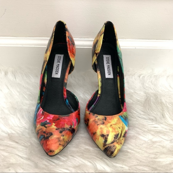 Steve Madden Groovi Bright Multicolored Floral Pumps - Picture 4 of 9
